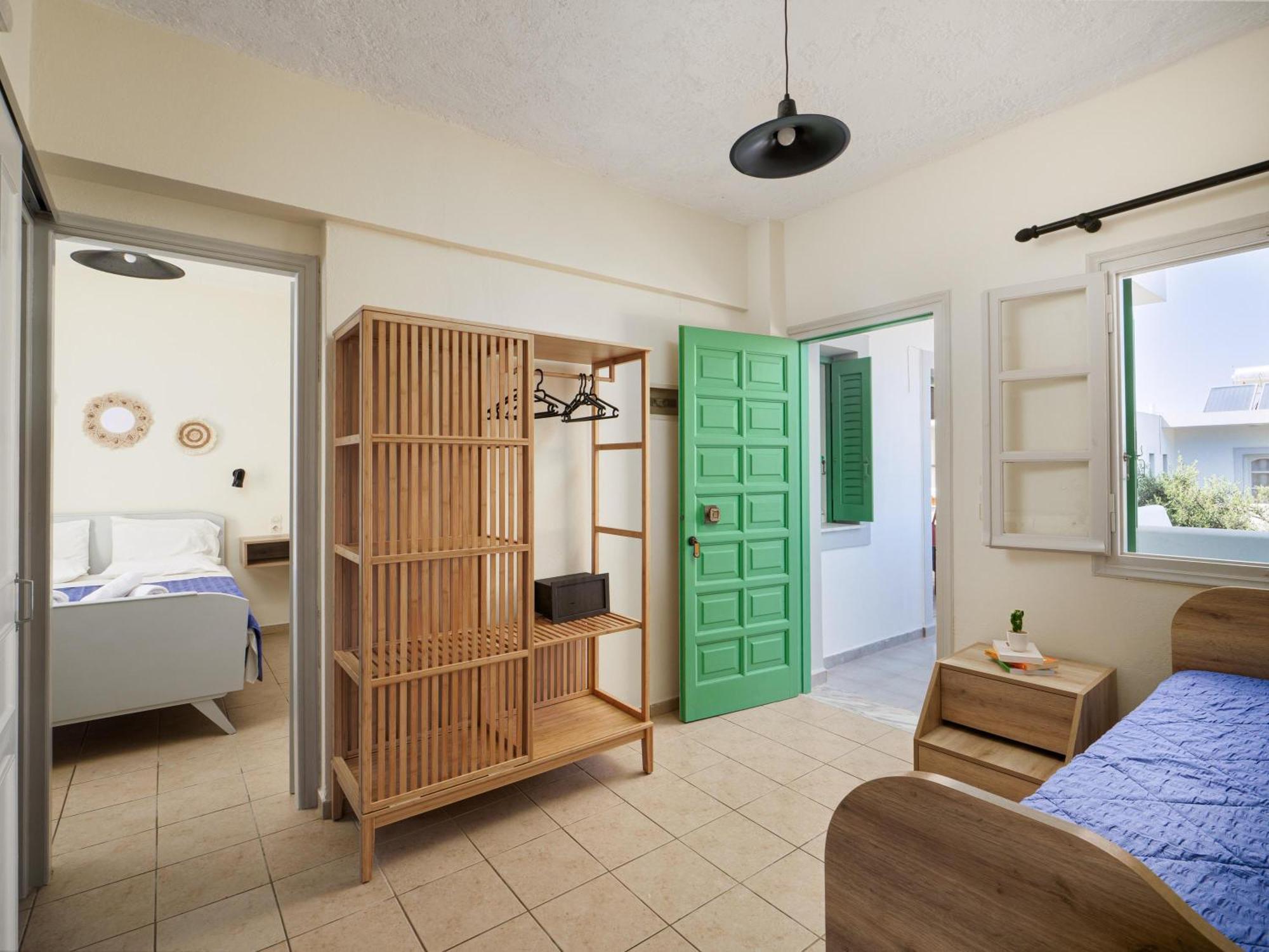 Divina Seaside Apartments By Estia Goúves Eksteriør bilde